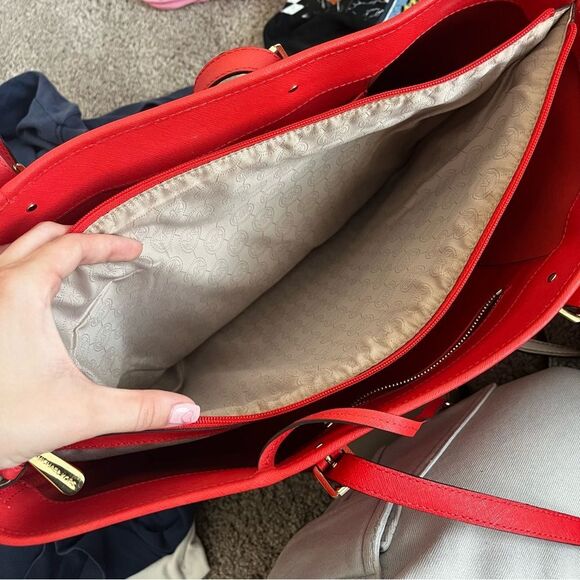 Michael Kors Jet Set Red Voyager Raven Saffiano Large Laptop Work Bag - Picture 8 of 10